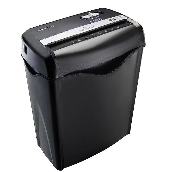 3.7kg home office shredder Amazon Basics crosscut paper